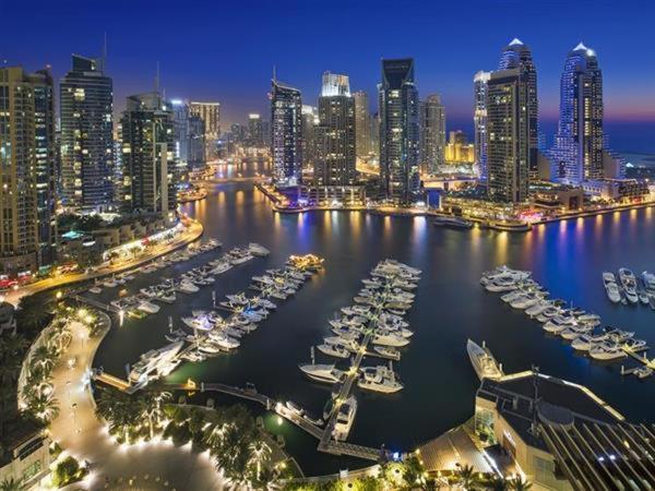 Pirates Bay Hostel Dubai Exterior photo